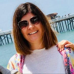 Meet your Posher, Denise